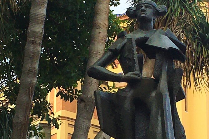 Private Walking Tour of Triana - Directions