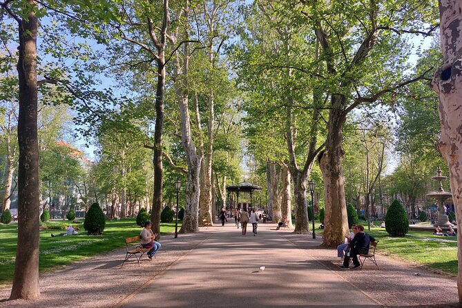 Private Walking Tour of Zagreb With Funicular Tickets - Booking and Payment Options