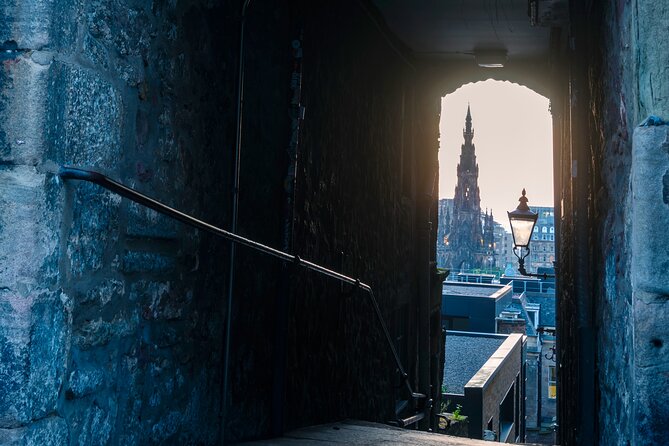 Private Walking Tour: The Edinburgh of Sherlock Holmes - Directions