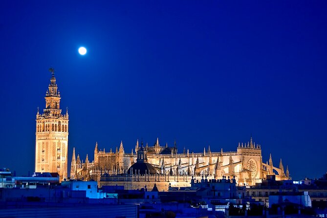 Private Walking Tour to Seville With Flamenco Show - The Sum Up