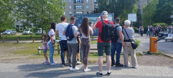 Private Walking Tour With Berlin Highlights Licensed Guide - Languages Offered