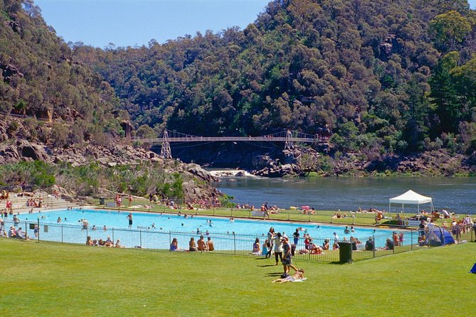 Private West Tamar Wine Tour - Price and Group Size Options