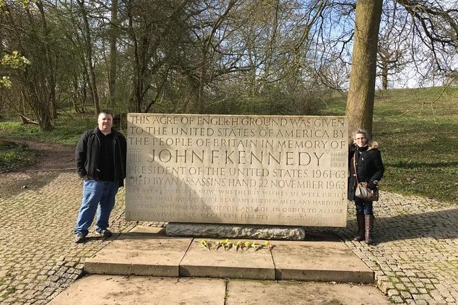 Private Windsor Roundtrip Transfer From London - Professional and Reliable Drivers