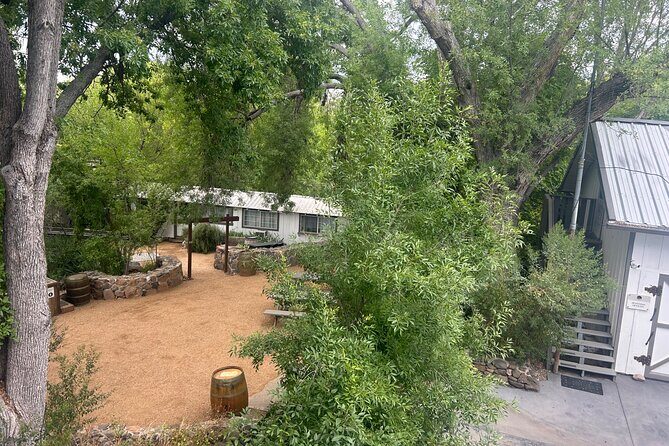 Private Wine and Dine tour from Sedona to Jerome - Who Should Consider This Tour?