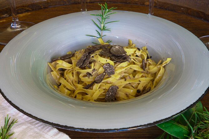 Private Wine & Evo Oil Tasting With Truffle Meal - Farm Tour Details
