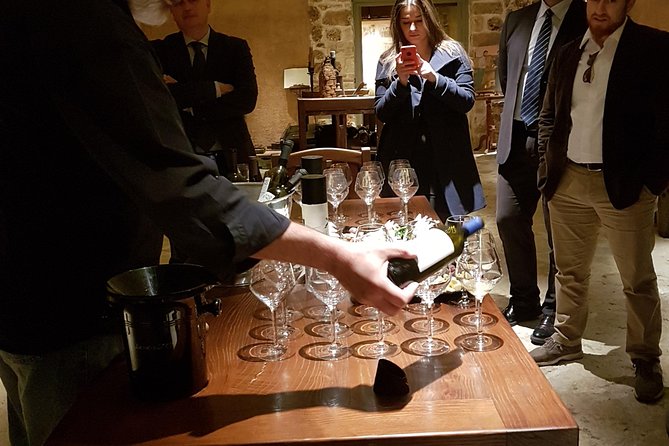 Private Wine Tasting Experience of Greek Awarded Wines at Athens Wine Suburb - Reviews and Feedback