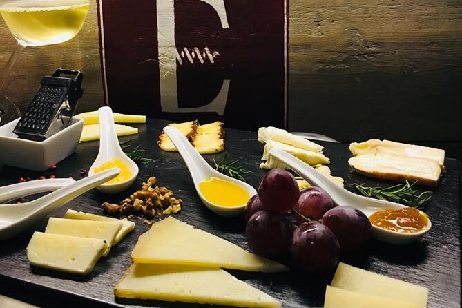 Private Wine Tasting in Trastevere - Wine Tasting Experience Overview