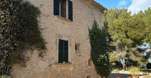 Private Wine Tour in a Mini Cabriolet! - Frequently Asked Questions