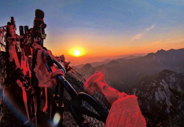 Private Xian Mt. Huashan Adventure Tour: Explore in Your Own - Provider Information