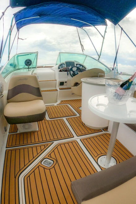 Private Yacht: a Walk Through the Turquoise Waters or Watch the Sunset - Included Amenities and Services
