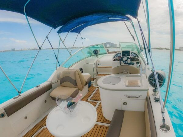 Private Yacht: a Walk Through the Turquoise Waters or Watch the Sunset - Tour Guide and Language Availability