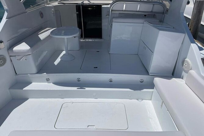 Private Yacht Cancun 42ft up to 8 People - Additional Details