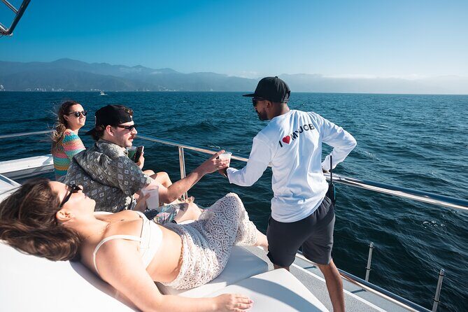 Private Yacht Charter Chica Fun 6 waterslides in Puerto Vallarta - Authentic Experiences & Guest Feedback