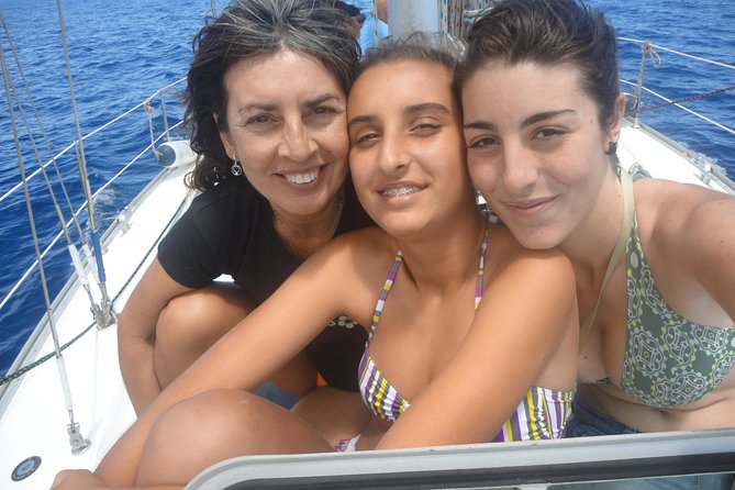 Private Yacht Excursion From Puerto Colon 3 Hours - Common Questions