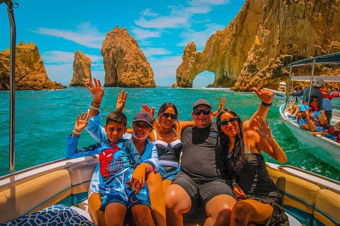 Private Yacht in Los Cabos | 10 PAX & 3 HRS - Practical Details and Booking