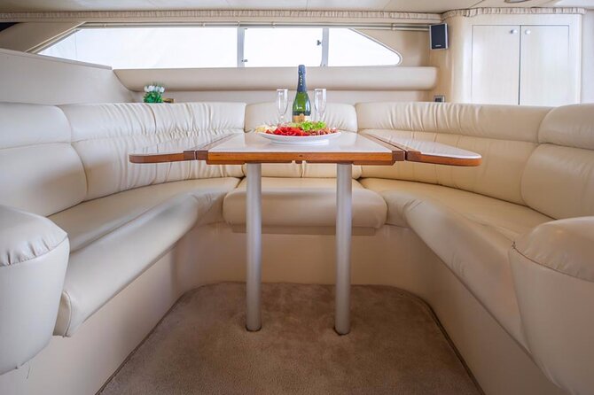 Private Yacht Rental Sea Ray 46ft Cancun 23P3 - Meeting Point