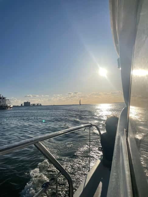 Private yacht tour with wines on board - Who Will Love This Tour?