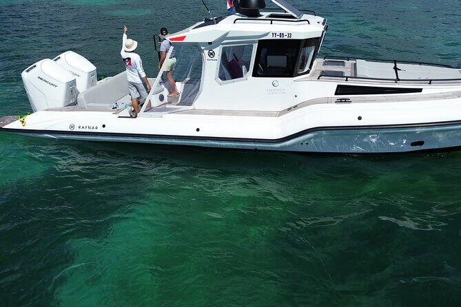 Private Yacht with Skipper - What Reviewers Say (Based on Actual Feedback)