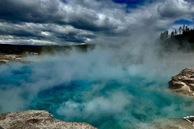 Private Yellowstone Hot Spots Tour From West Yellowstone - Who Should Book This Tour?