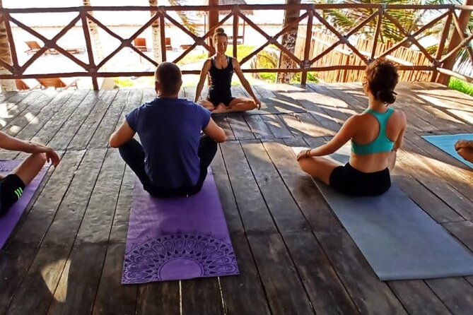 Private Yoga Classe for 1 or 2 People - Puerto Morelos - Experienced Yoga Instructor in Puerto Morelos