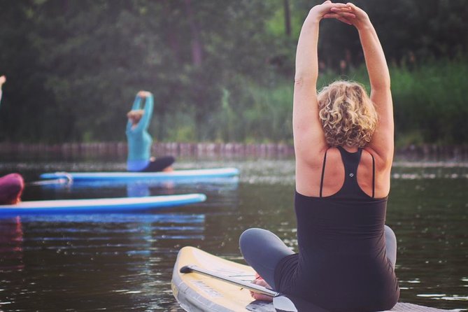 Private Yoga Stand Up Paddle Experience in Reeuwijk - Scenic Reeuwijkse Plassen