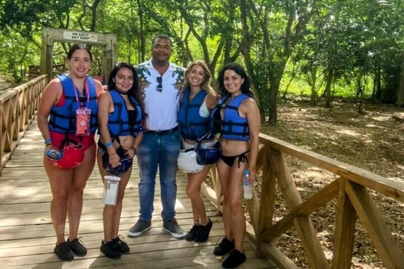 Private:Amber Cove: Zipline, Waterfalls, and Lunch Tour - FAQ