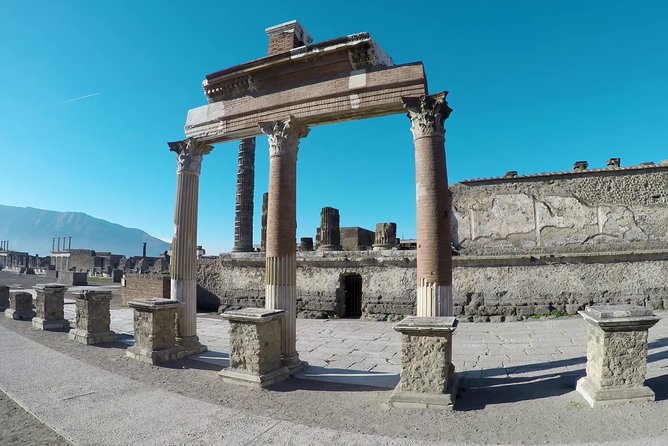 Privatetransfer NAPLES to POSITANO or Vv (With Stop Option in Pompeii ) - Frequently Asked Questions