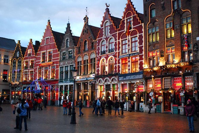 PRIVE Bruges Tour With a Local Friend - Insider Tips for Exploring Bruges