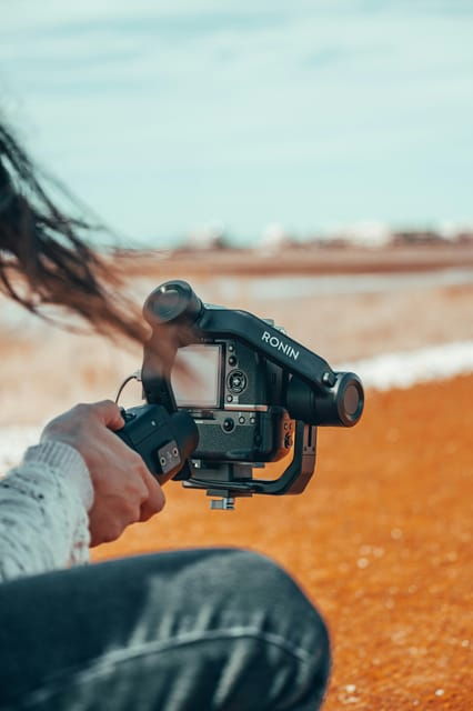 Pro Photoshoot at the Most Famous Landmarks of Valencia - Authentic Off-the-Beaten-Path Experience
