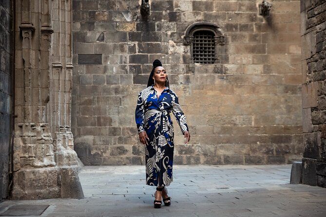 PRO Portrait Session & Old Town Tour - Barcelona Photo Experience - Preparation and Recommendations