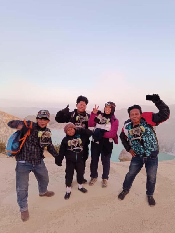 Probolinggo: Ijen Crater Blue Fire Tour with Transfer - The Itinerary: What You Can Expect