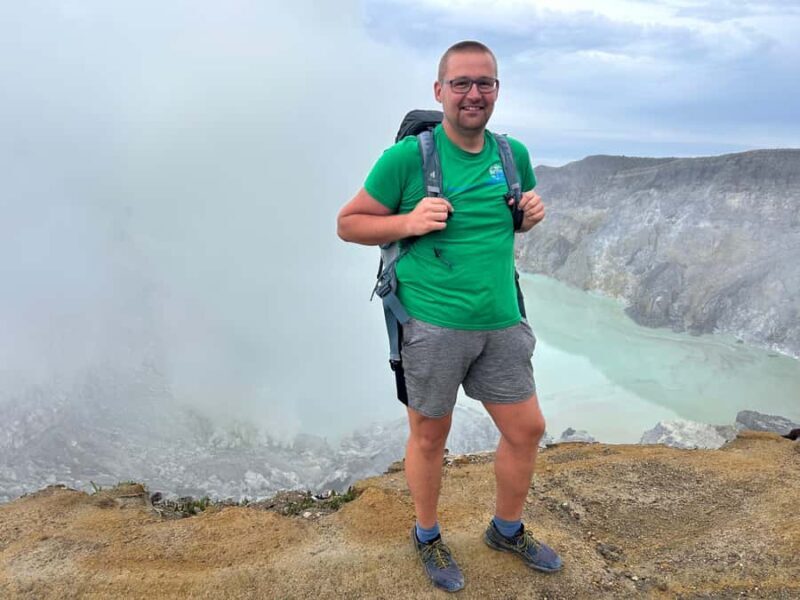 Probolinggo: Ijen Crater Blue Fire Tour with Transfer - Who This Tour Is Perfect For