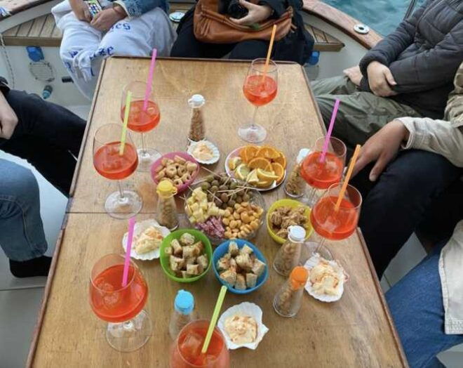 Procida: Boat Tour Around the Island - Customer Reviews