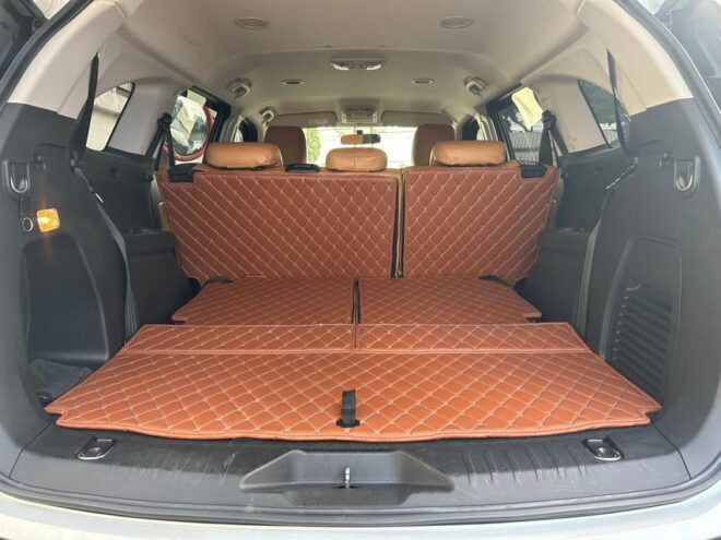 Professional and Friendly Lady Driver Airport Transfer - Break Down