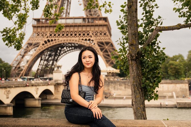 Professional Eiffel Tower Photo Tour With VOGUE Photographer - The Sum Up
