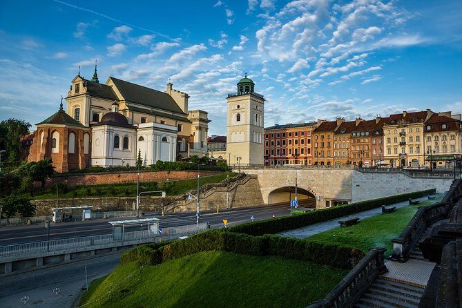 Professional Guide Services with social-distance bus - Authentic Experiences and Real Insights