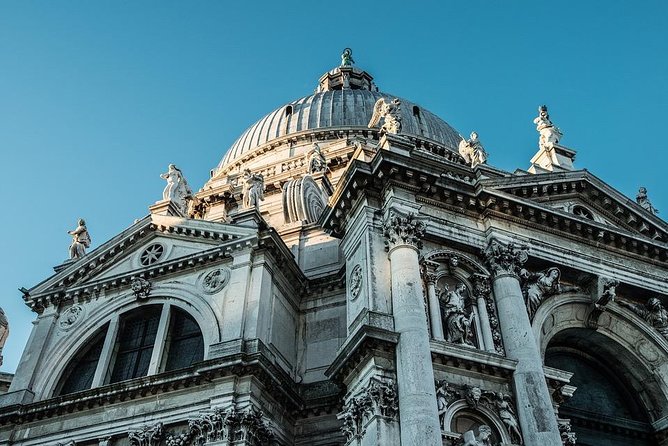 Professional Guides Walking Tours-Venice Day&Night (1-2pers) - Traveler Requirements and Health