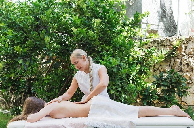 Professional Massage in Punta Cana  In-Home or at the Studio - Who Should Consider This Experience?