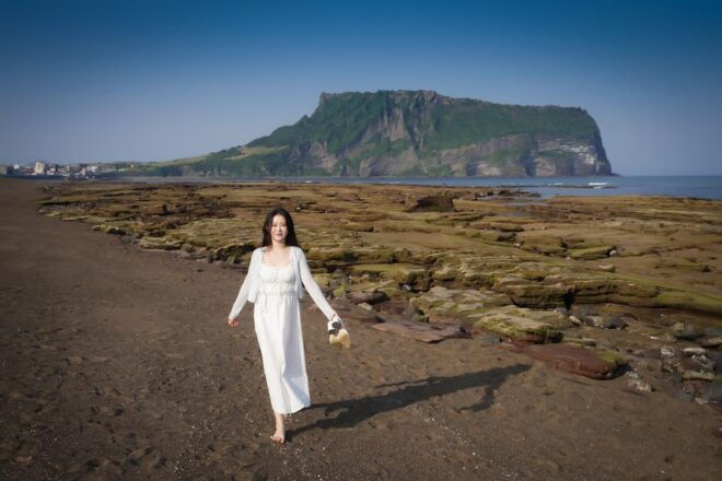 Professional Photography Experience in Jeju Landmark - Transportation Details