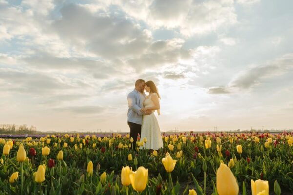 Professional Photoshoot at Tulip Fields and Keukenhof - Photographers Expertise and Guidance