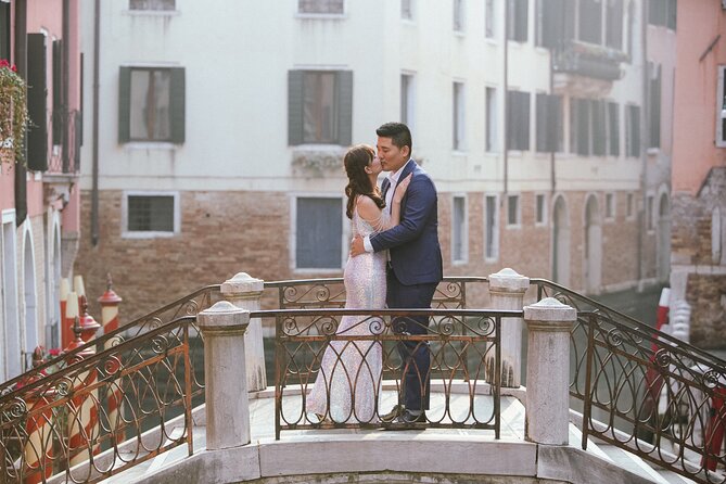Professional Photoshoot in Venice - Cancellation Policy and Reviews