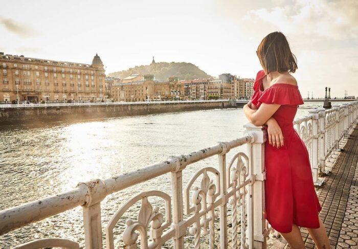 Professional Photoshoot While Visiting San Sebastián - What to Expect on the Day