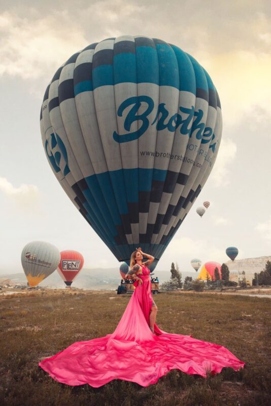 Professional photoshoot with flying dress in Cappadocia - What happens during the session