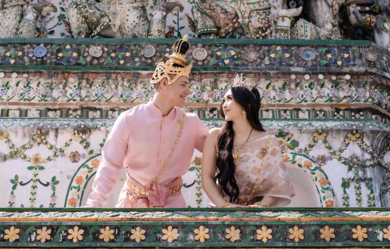 Professional Thai Costume Photography at Wat Arun, Bangkok - Location and Highlights