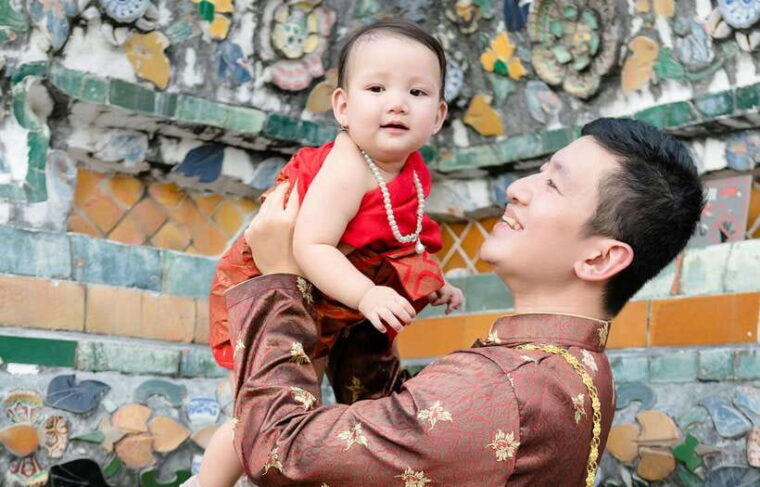 Professional Thai Costume Photography at Wat Arun, Bangkok - Costume Rental and Additional Information