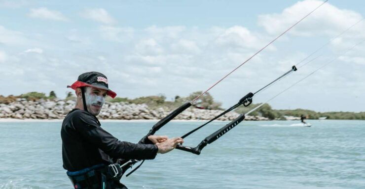 Progreso: Kitesurf Lessons - Instructors and Experience