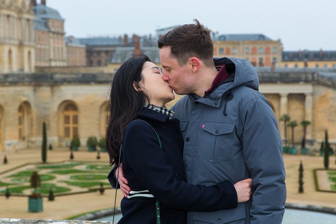 Proposal in Paris at Chateau De Versailles With Photoshoot & Video - Meeting and Pickup