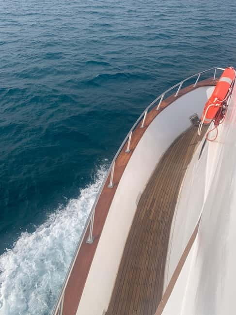 Protaras: 80s and 90s Sunset Cruise with Cypriot Dinner & DJ - The Sum Up: Who Will Love This Cruise?