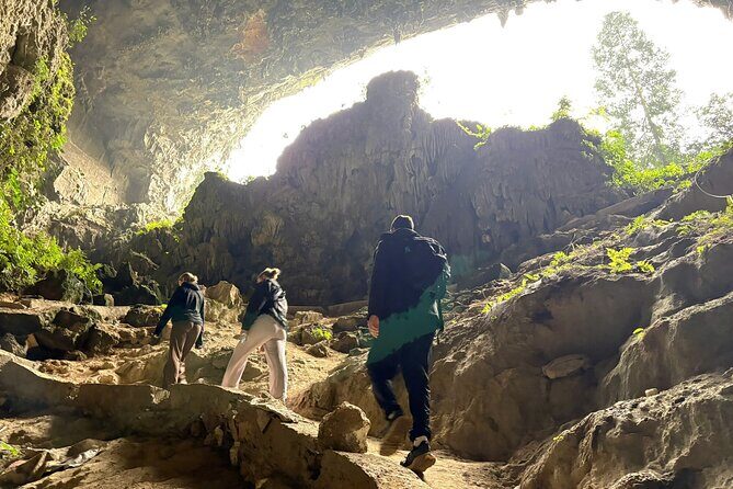 Pu Luong Afternoon Trek - Bat Cave, Rice Fields & Village Life - The Stunning Bat Cave