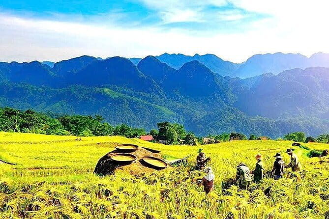 Pu Luong Day Tour: Trekking Villages, Bamboo Rafting & Waterfall - Exploring the Pu Luong Day Tour: Trekking Villages, Bamboo Rafting & Waterfall